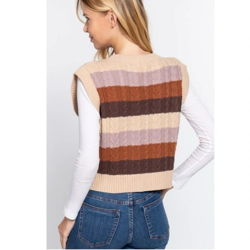 🌸Striped Cable Knit Sweater Vest. Brown/Creme/Lavender/Rust. 1 SM 1 M 1 LRG - Picture 3 of 6